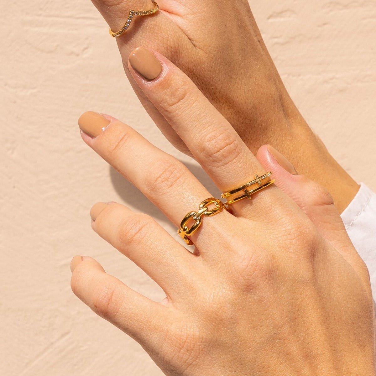 Adjustable Ring Link Plated in 18K Gold