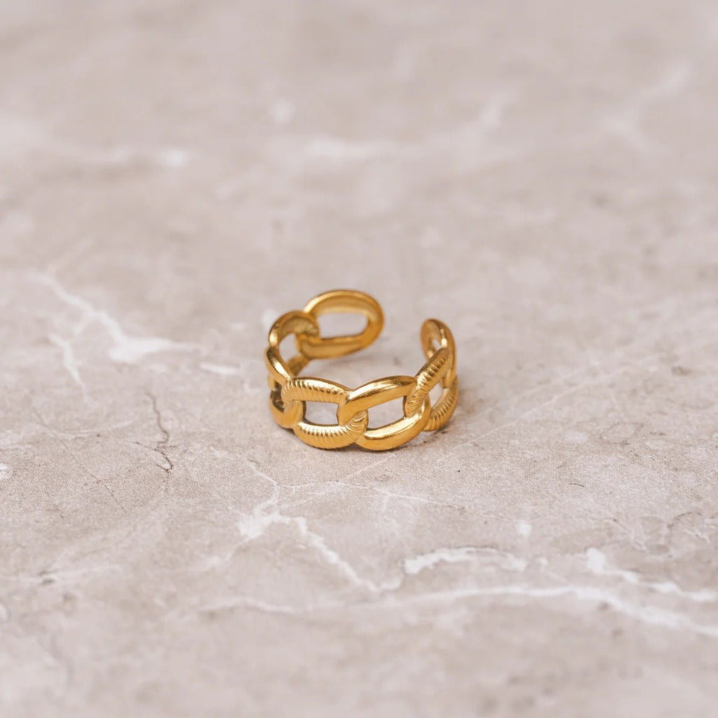 Bold Chain Ring Adjustable Plated in 18K Gold