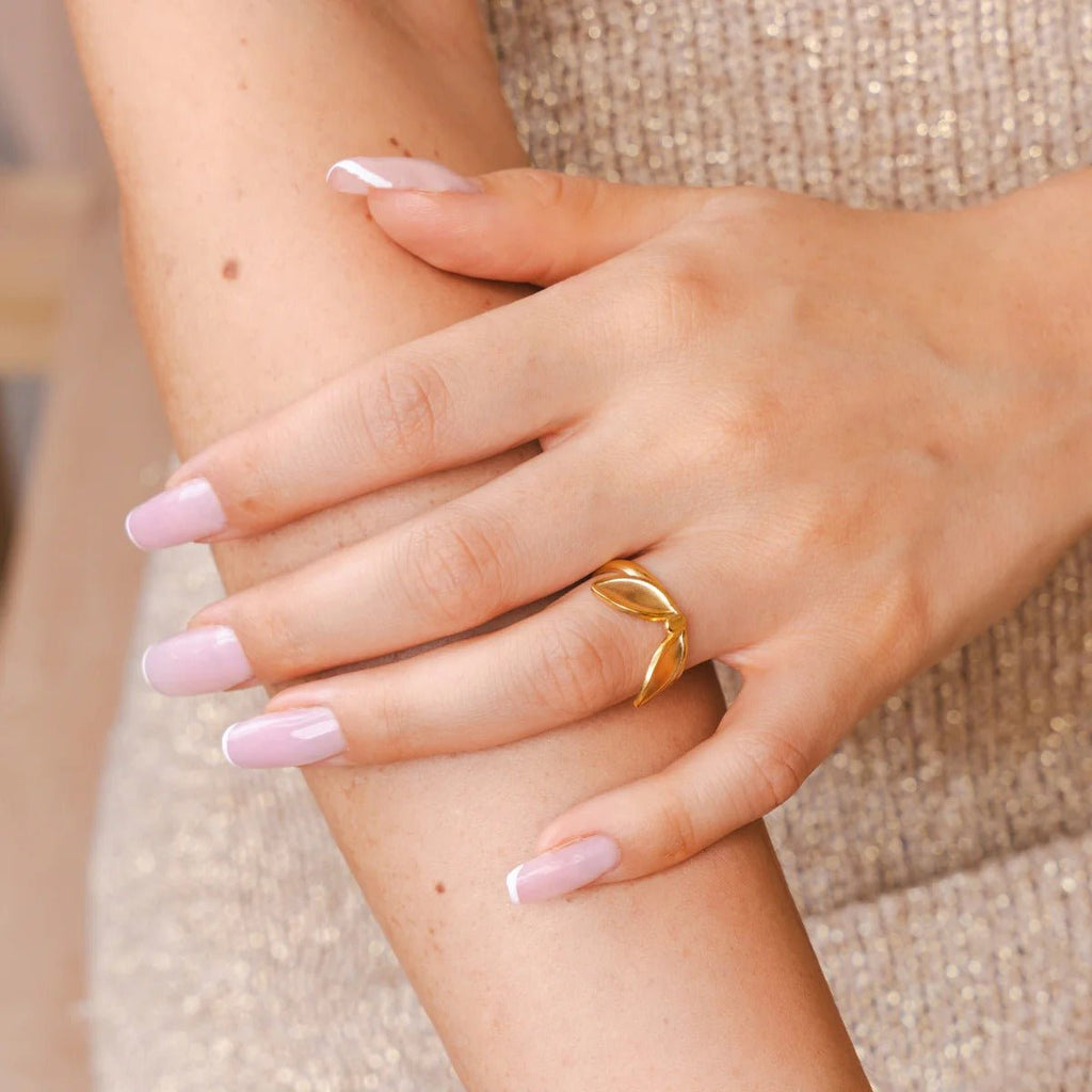 Adjustable Leaf Ring Gold Plated 18K