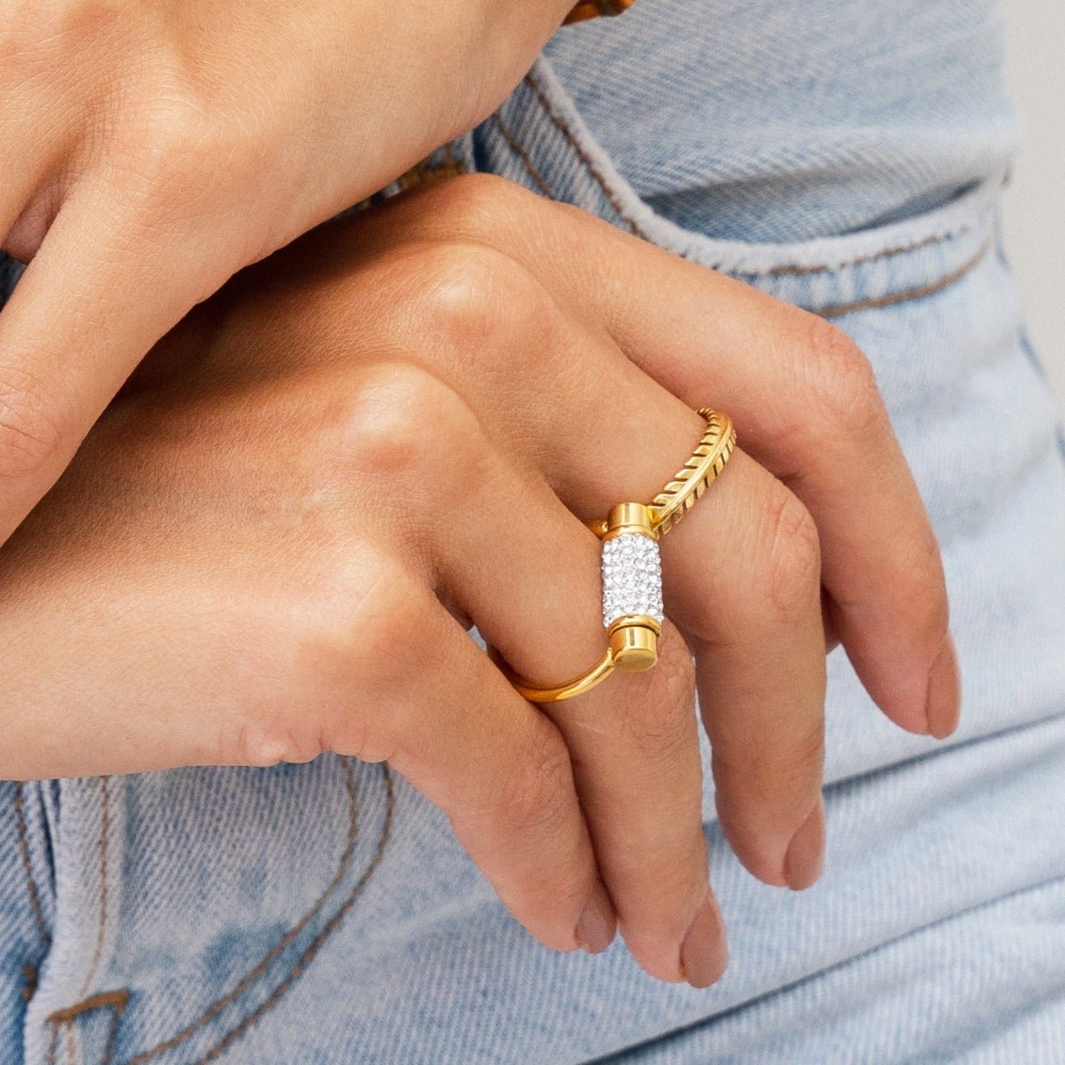 Glitz Ring Rotating Plated in 18K Gold