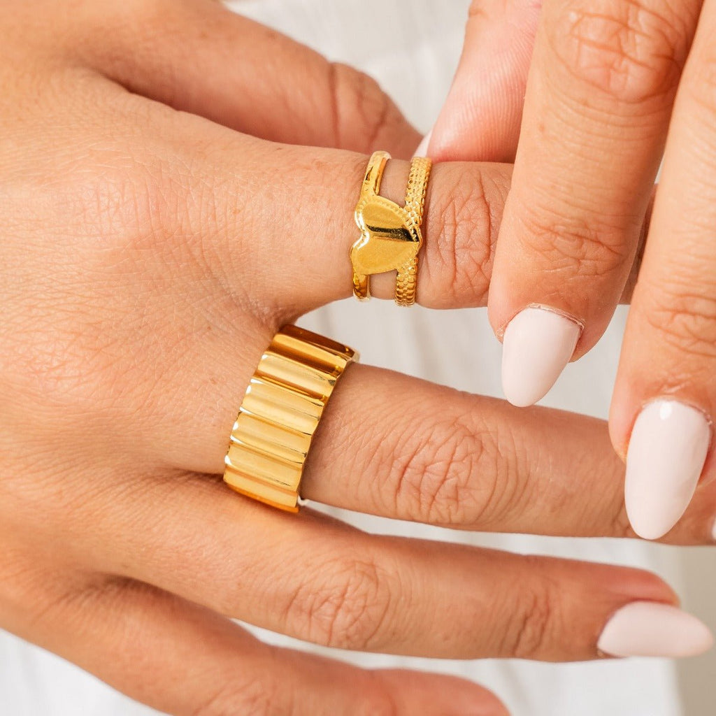 Gold-Plated Groove Ring 18k