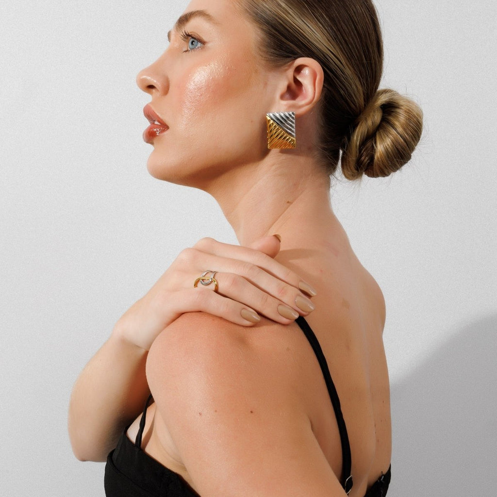 Adjustable Light Ties Ring with Gold and Silver Mix