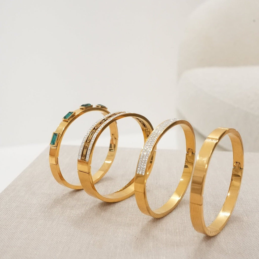 Ivy Bracelet with Crystal Stones Plated in 18k Gold