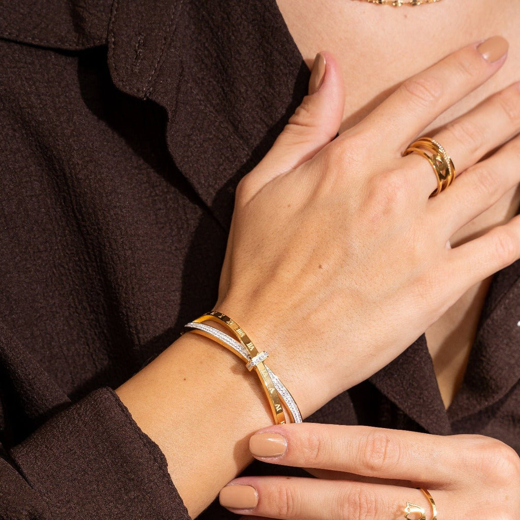 Roman Bracelet with Zirconia Plated in 18K Gold