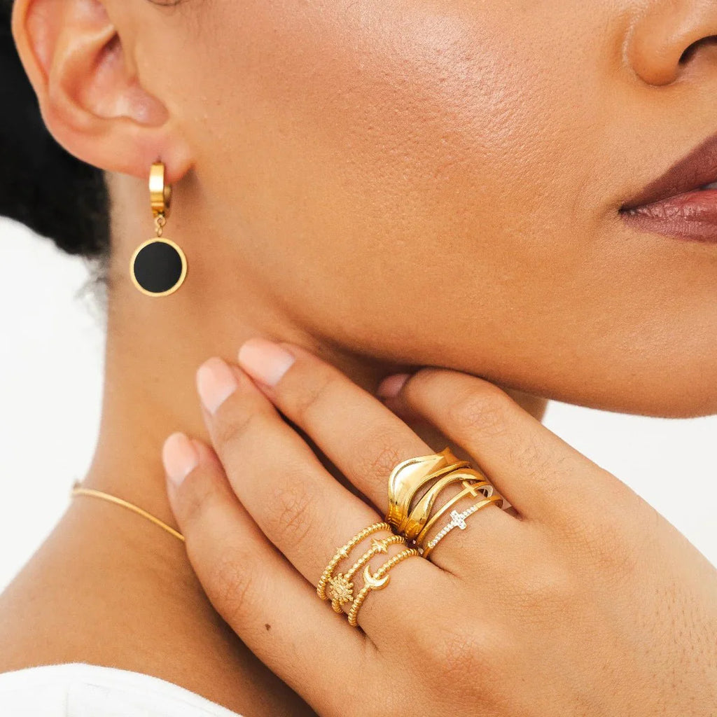 Noir Pendant Earring Plated in 18k Gold