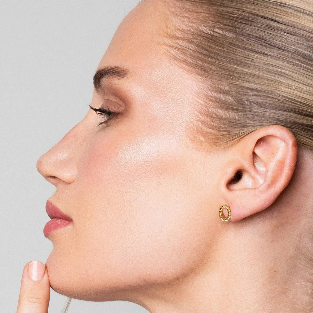 Twist Earring Plated in 18k Gold