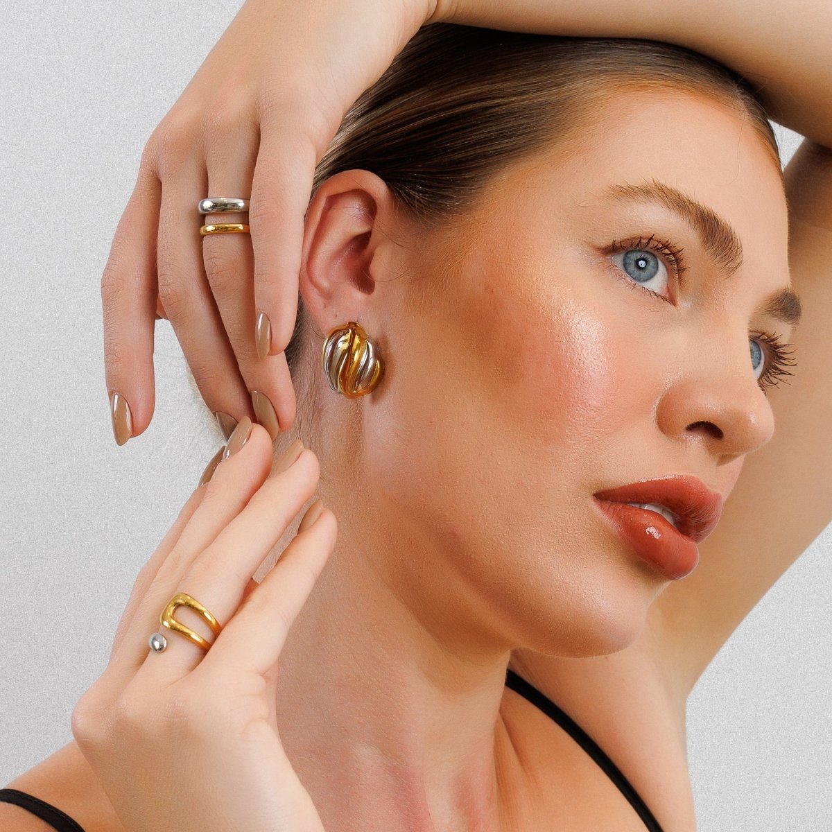 Twist Essence Earring with Gold and Silver Plating