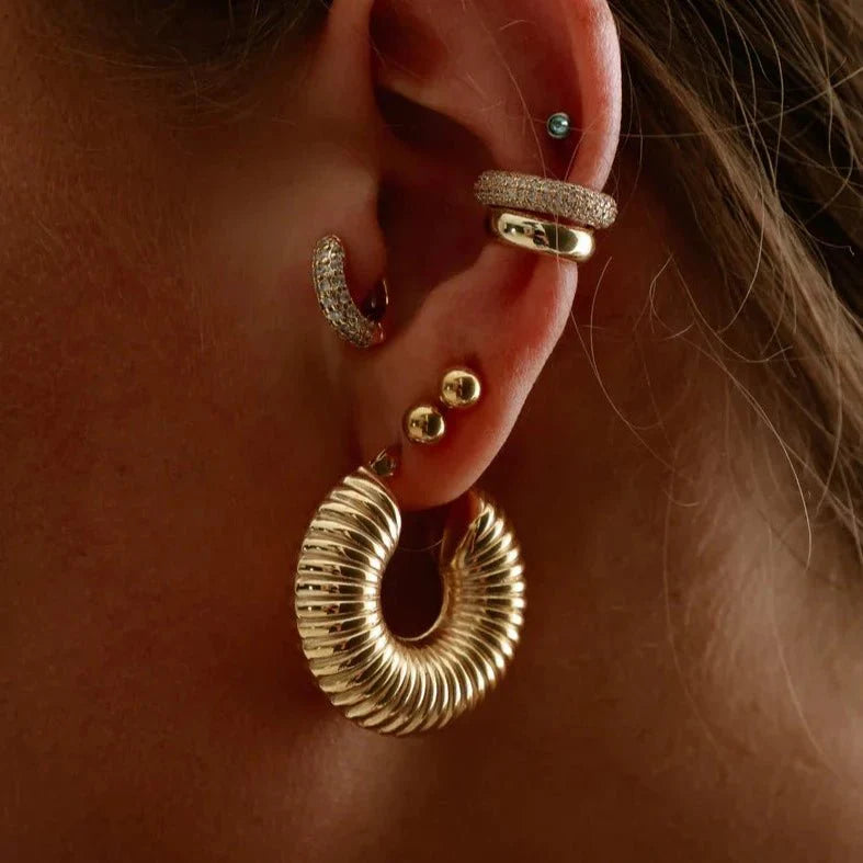 Bold Hoop Earrings Ziza Plated in 18k Gold