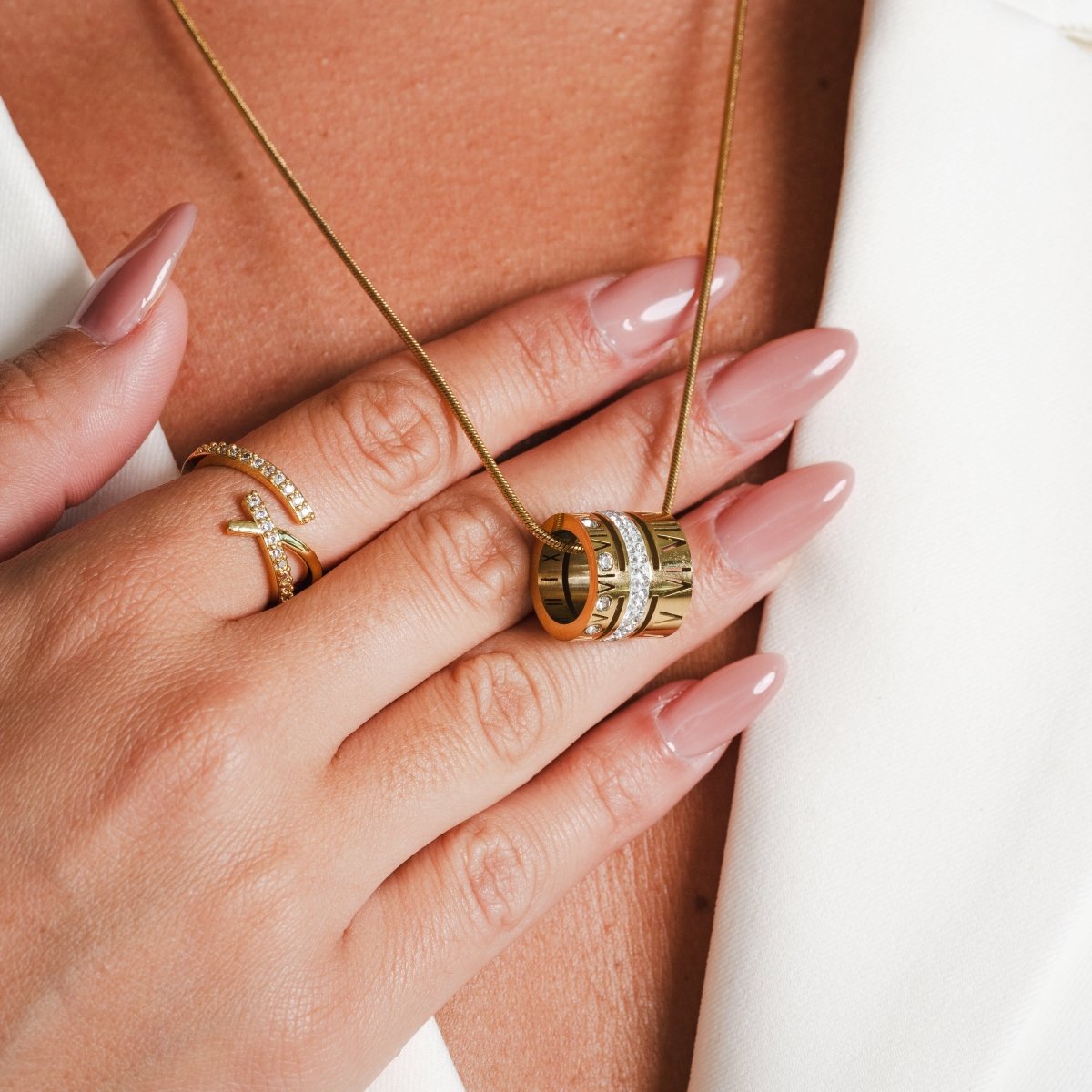 Triple Hoop Necklace with Roman Numerals Plated in 18k Gold