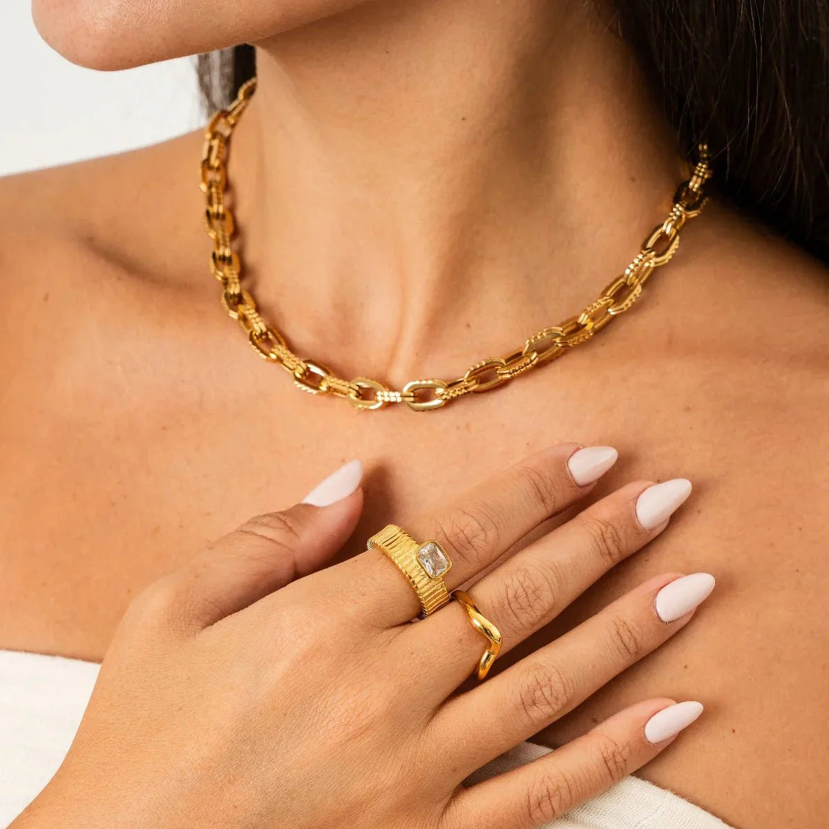 Chunky Link Necklace Plated in 18k Gold