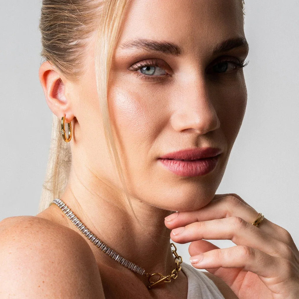 Riviera Baguette Necklace Plated in 18k Gold