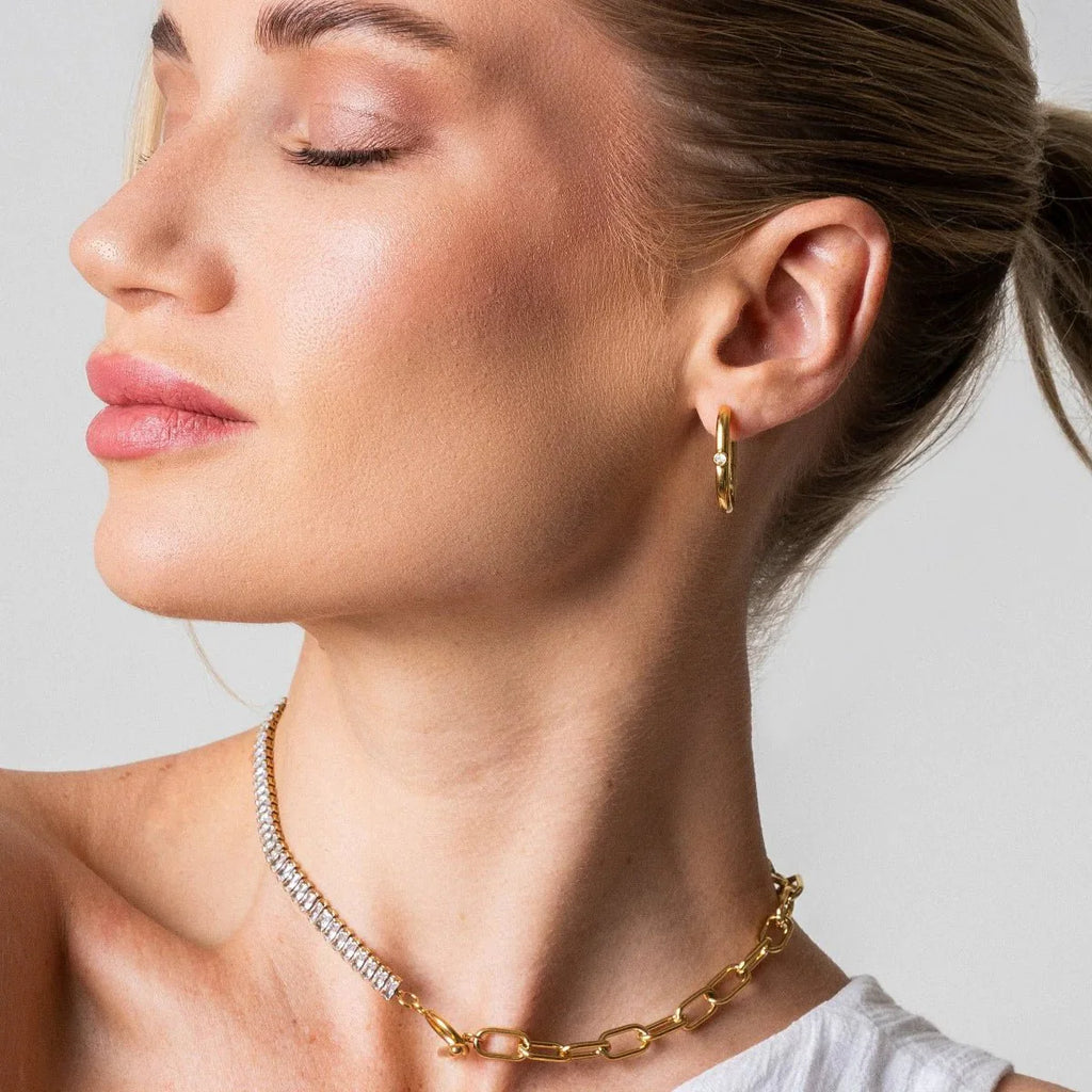 Riviera Baguette Necklace Plated in 18k Gold