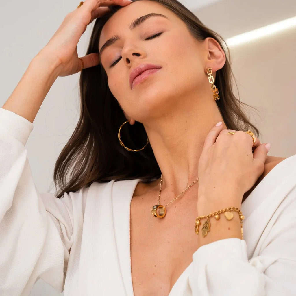 Rotating Necklace with Roman Numerals Plated in 18K Gold