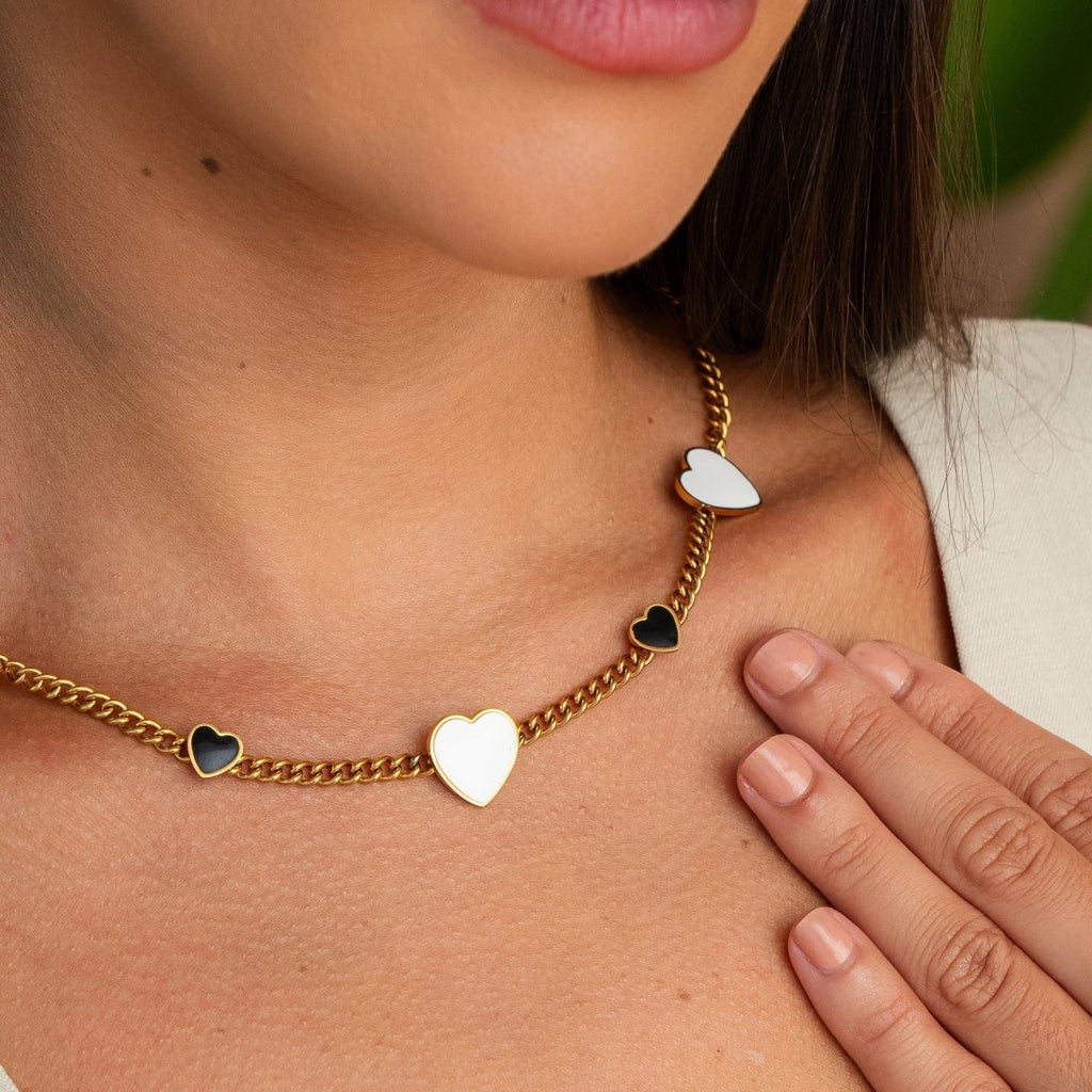 Love Glow Monochromatic Necklace Plated in 18K Gold