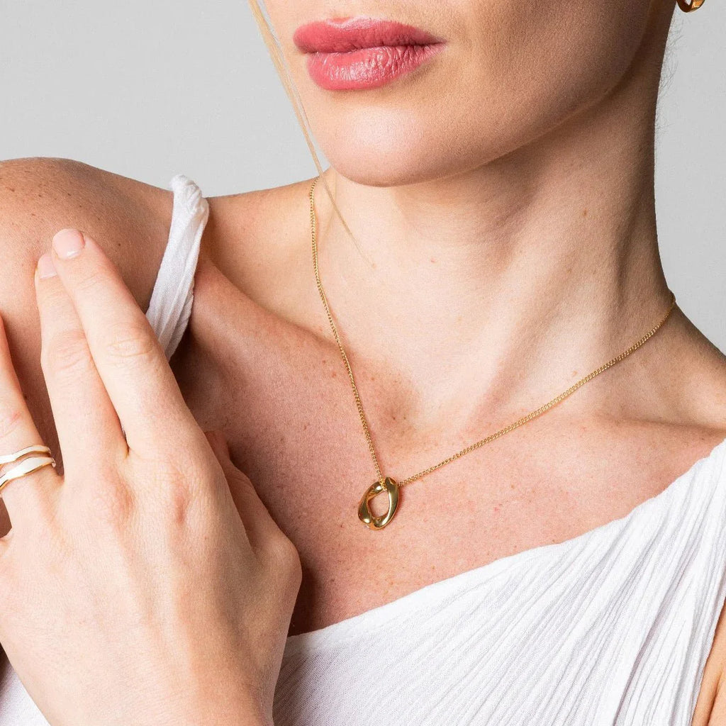 Gold-Plated Link Pendant Necklace 18k