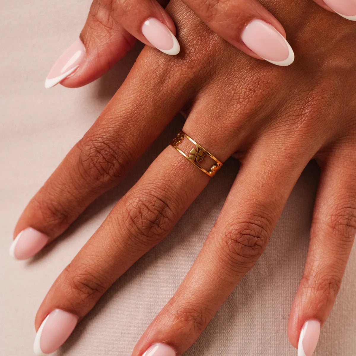 Adjustable Hollow Clover Ring Plated in 18K Gold