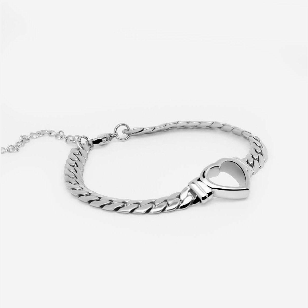 Minimalist Heart Bracelet - Silver
