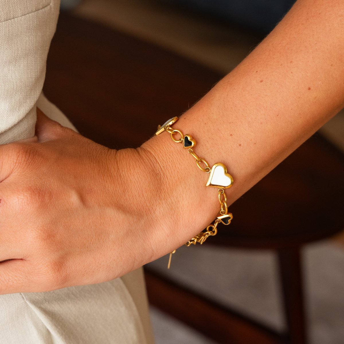 Love Glow Monochromatic Bracelet Plated in 18K Gold